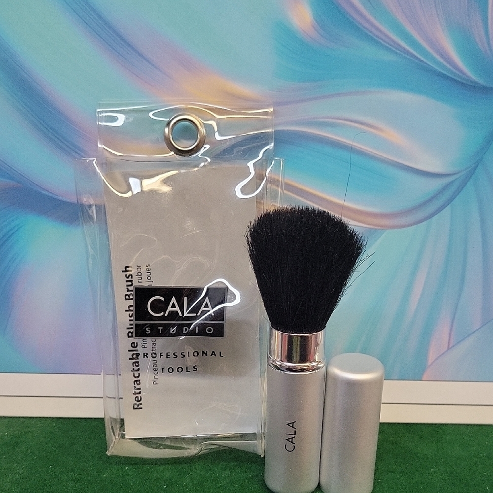 CALA Silver Retractable Makeup Brush New In Snap Case